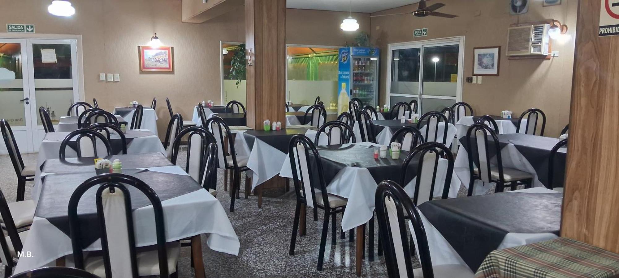 Hotel Y Restaurant Don Quijote Macachín Esterno foto